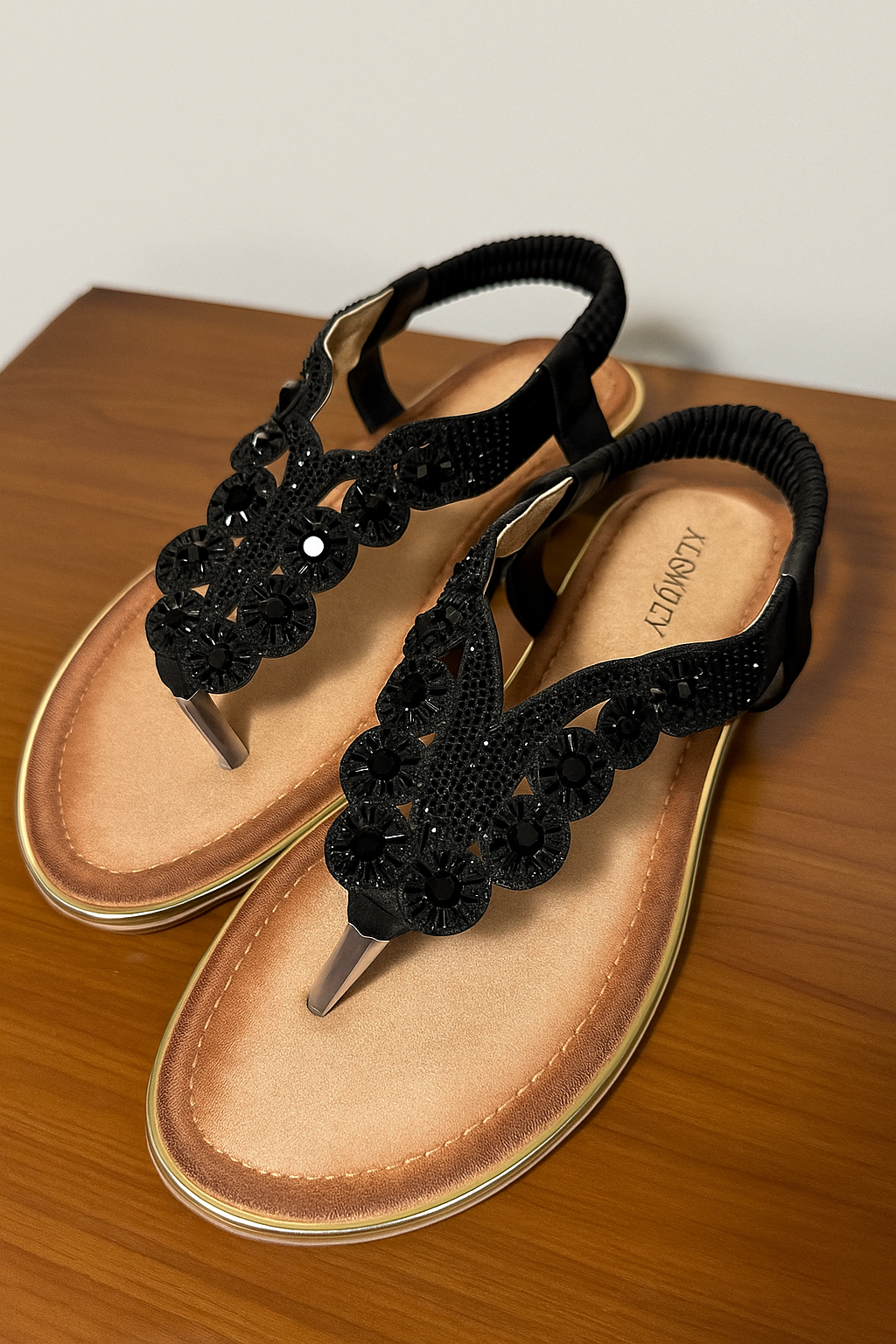 Sandales Dorées Élégantes à Perles et Strass – Confort et Style pour l’Été