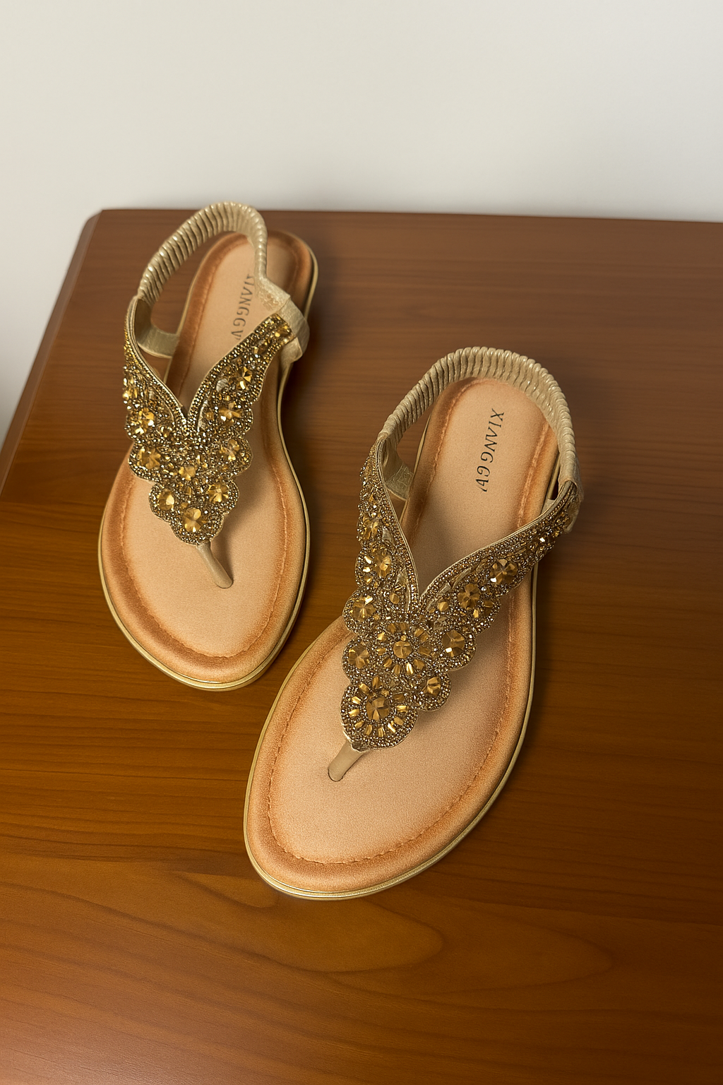 Sandales Dorées Élégantes à Perles et Strass – Confort et Style pour l’Été