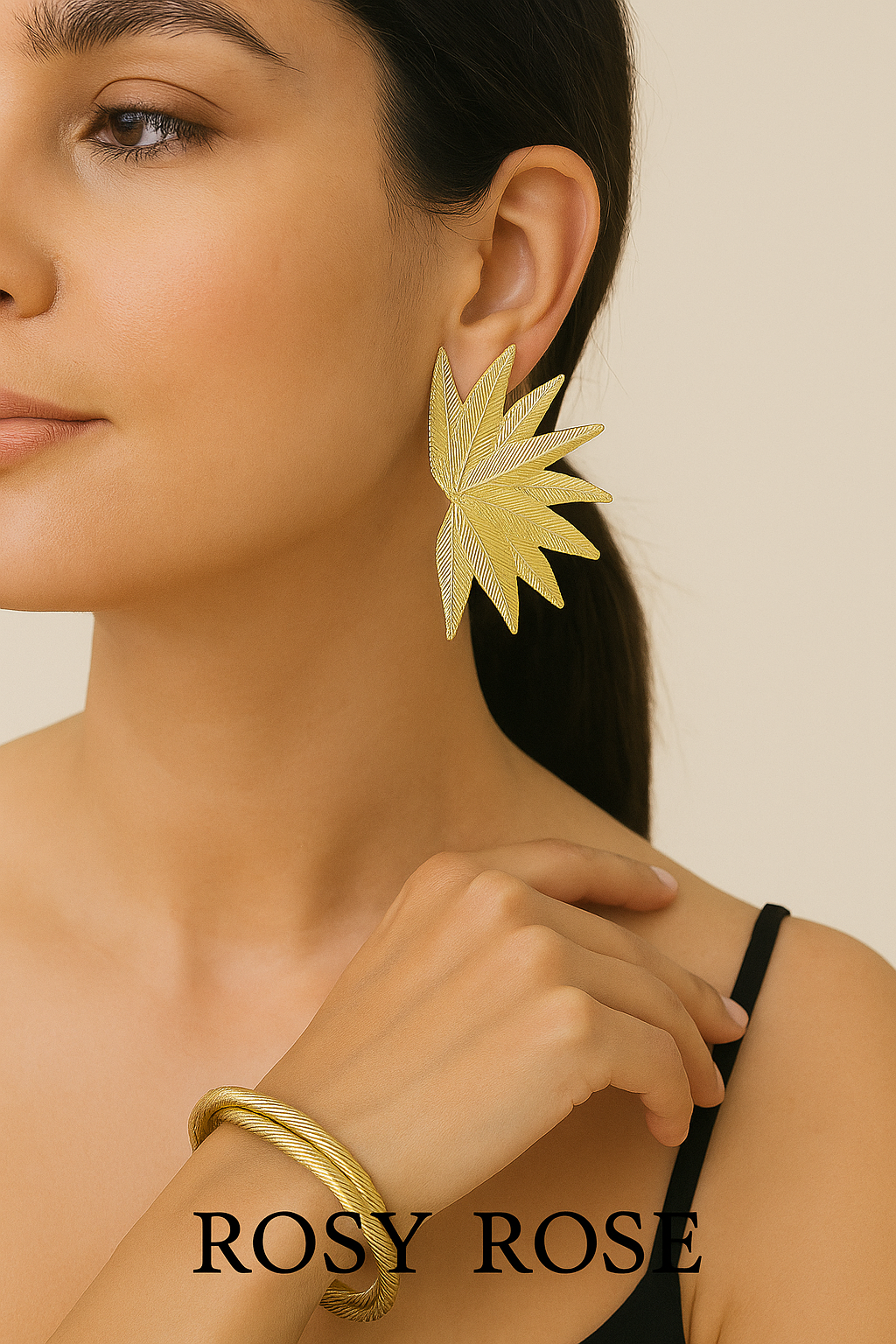 Boucles d’Oreilles Feuillage Doré – Design Sculptural & Chic